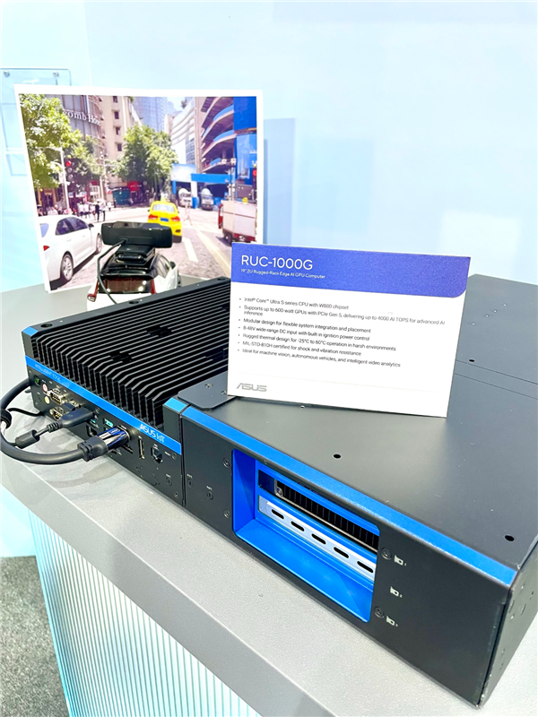 半岛bandao修建AI重生活！华硕COMPUTEX 2025打造全方位AI生态(图11)